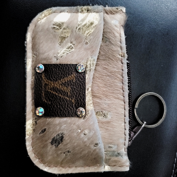 Keep it Gypsy keychain wallet - Picture 11 of 12